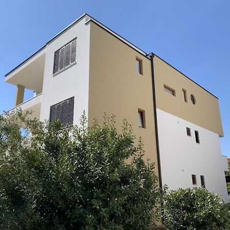 Apartman Jezevac Krk Town Exterior foto