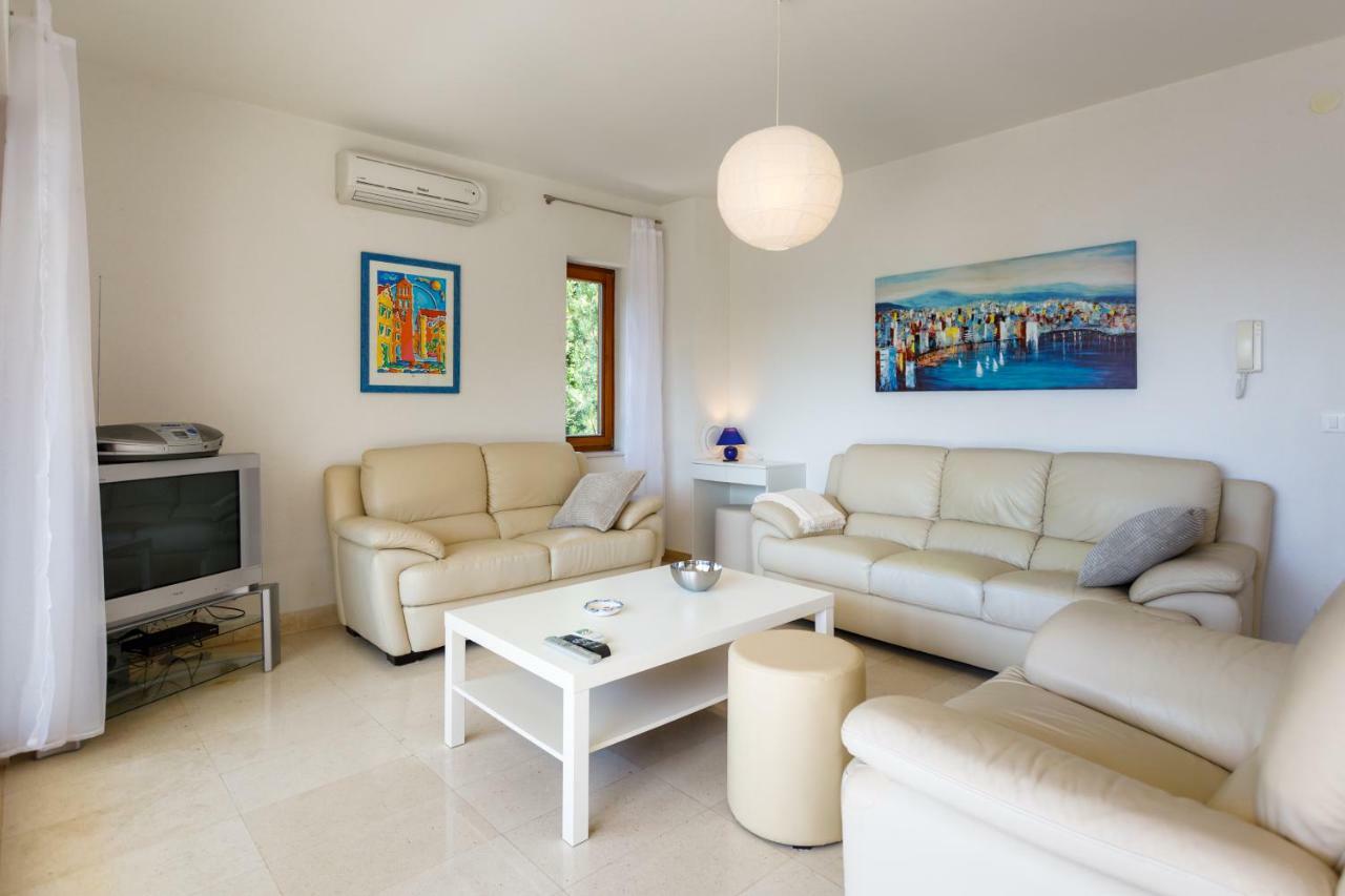Apartman Jezevac Krk Town Exterior foto