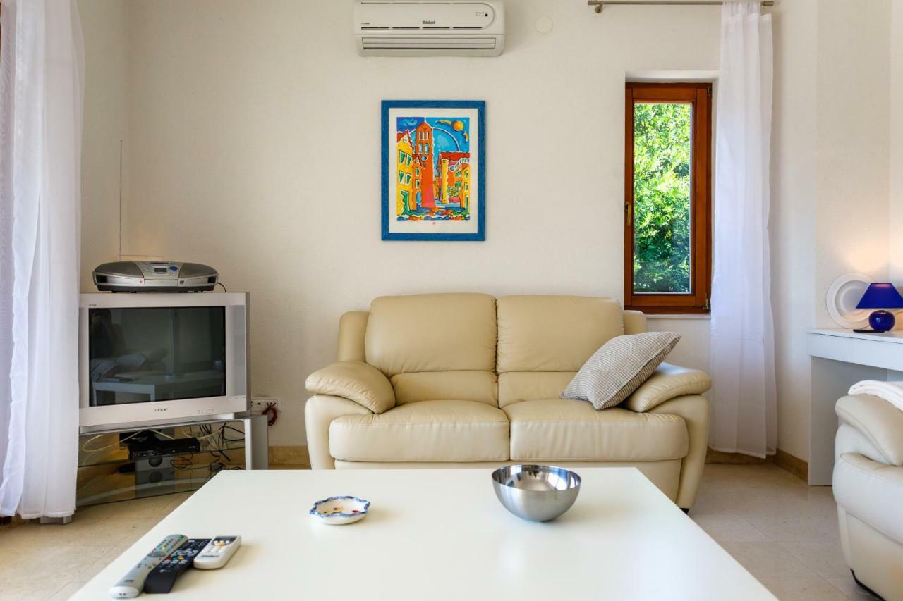 Apartman Jezevac Krk Town Exterior foto